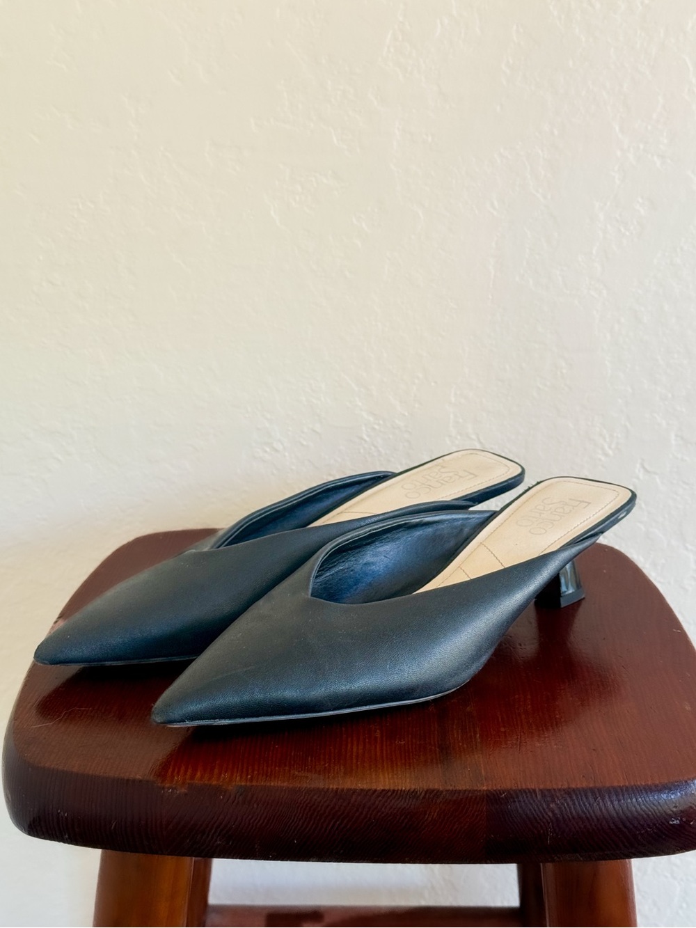 Franco Sarto Black Pointed Toe Slide Mules